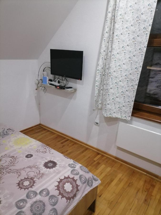 Lodge Zeleni Svet Crni Vrh Exteriör bild