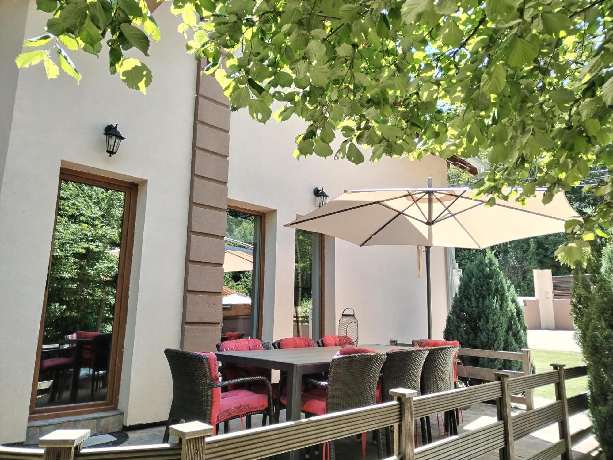 Lodge Zeleni Svet Crni Vrh Rum bild