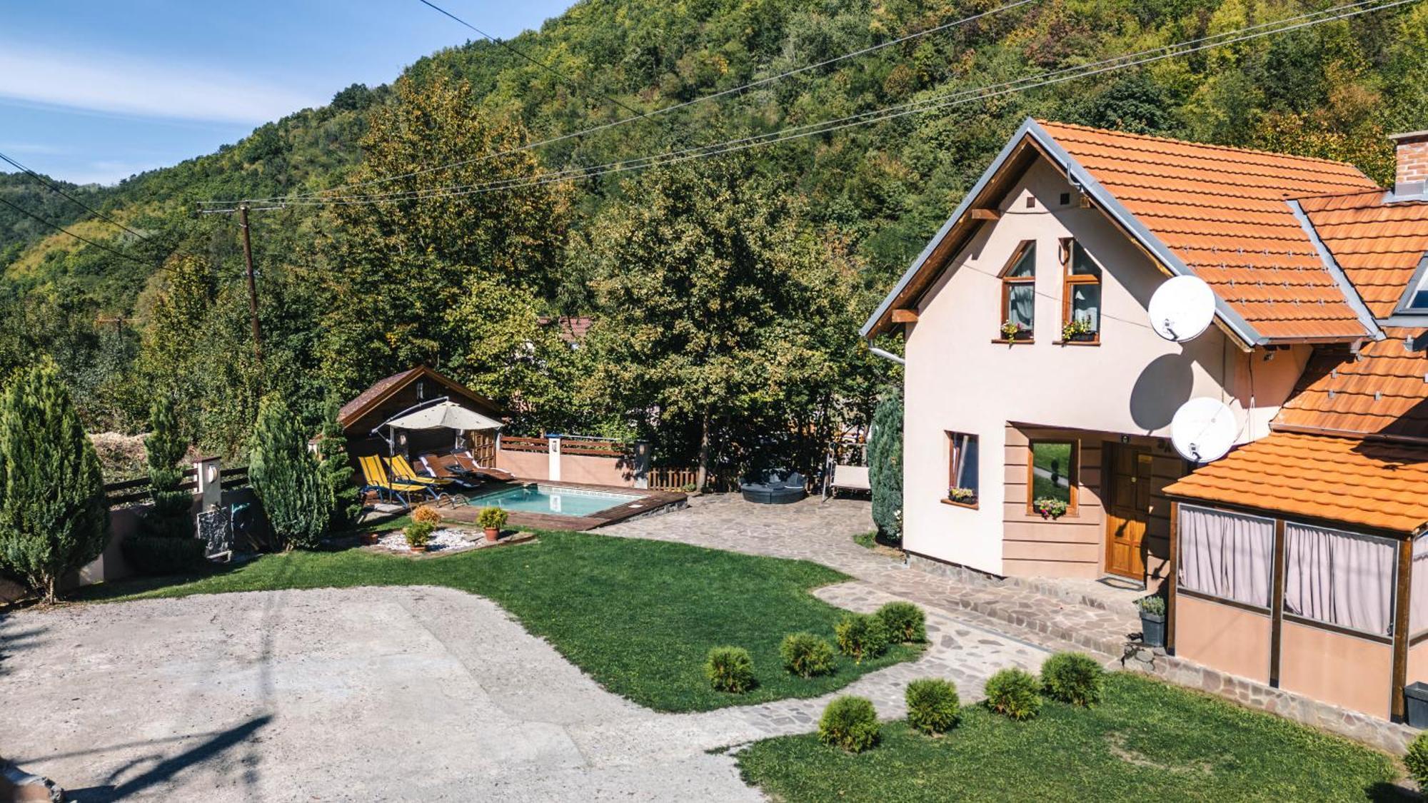 Lodge Zeleni Svet Crni Vrh Exteriör bild