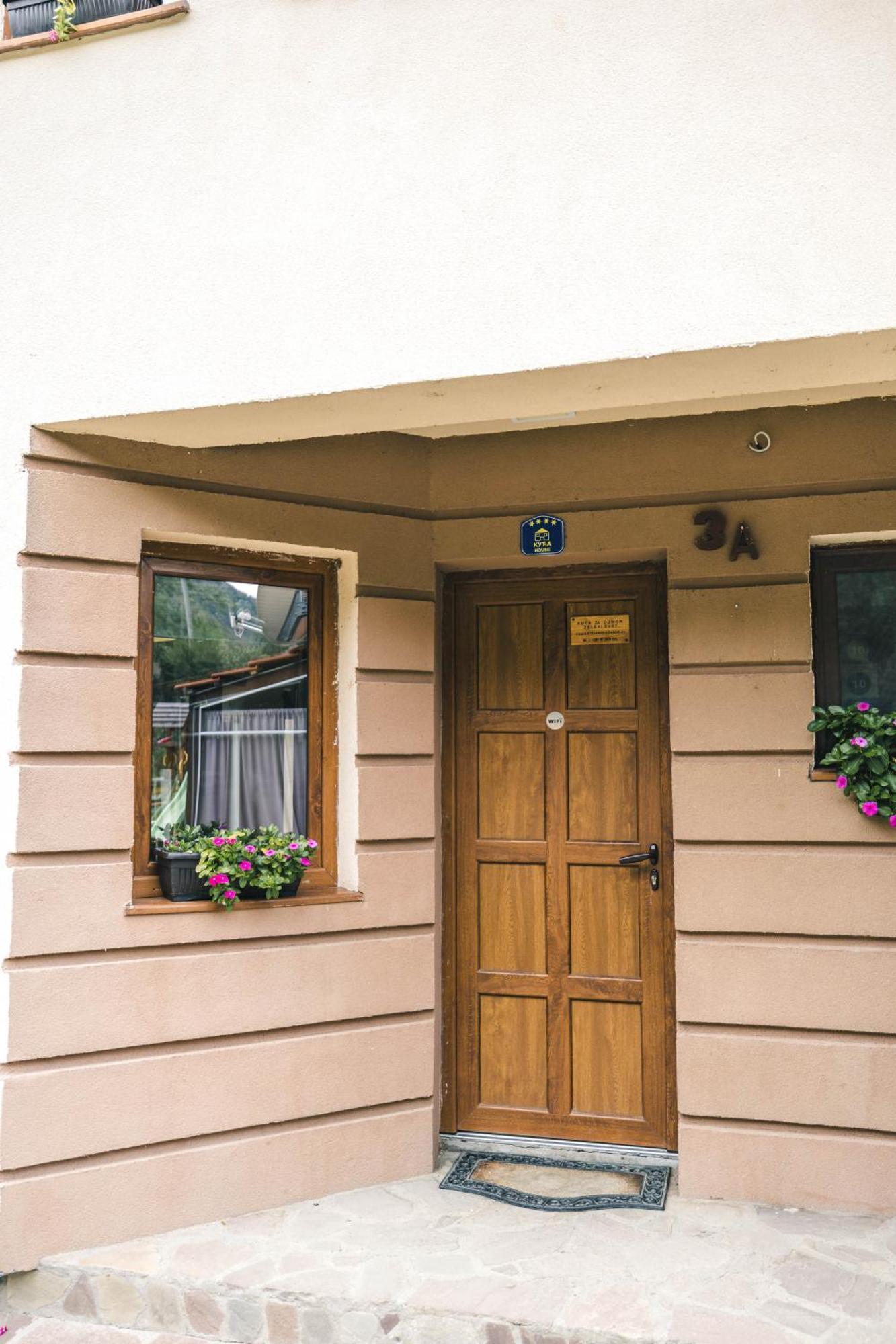 Lodge Zeleni Svet Crni Vrh Exteriör bild