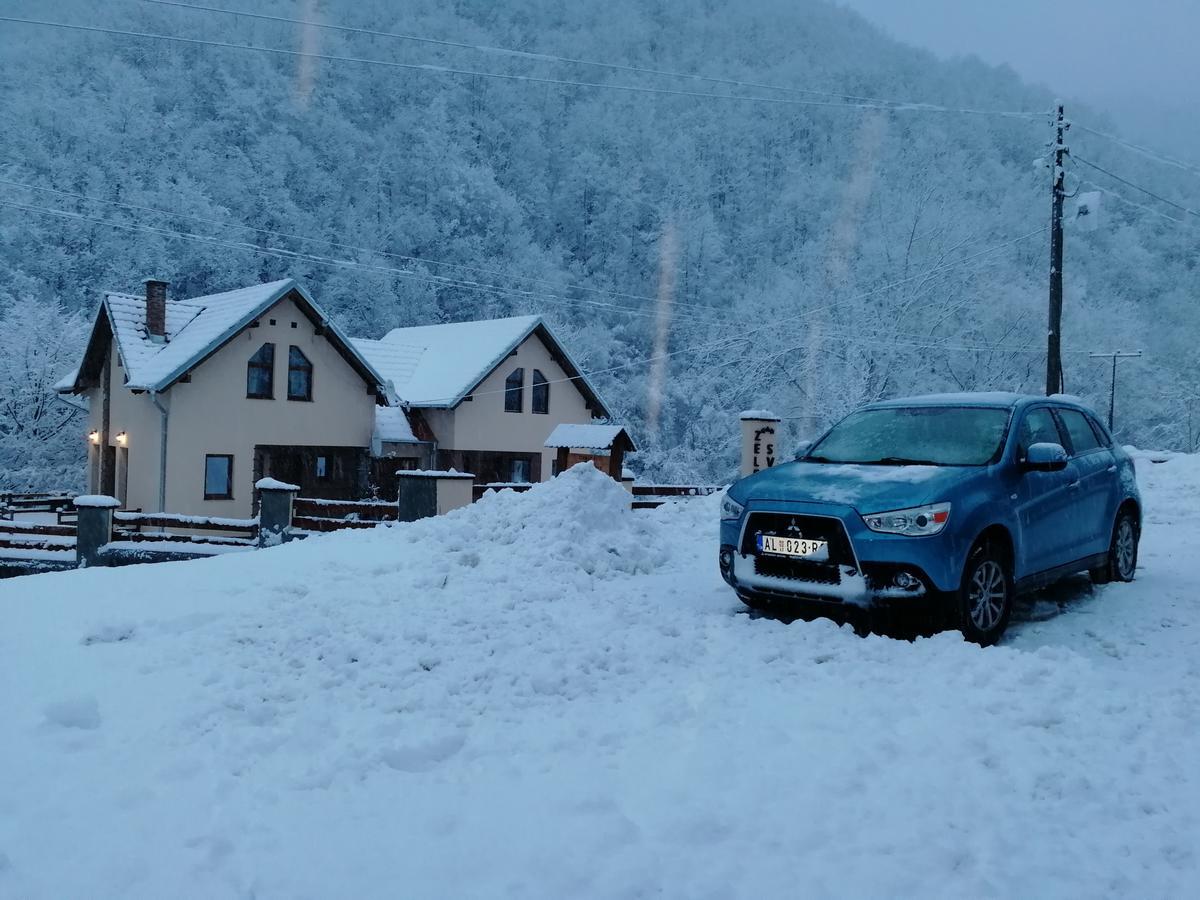 Lodge Zeleni Svet Crni Vrh Exteriör bild